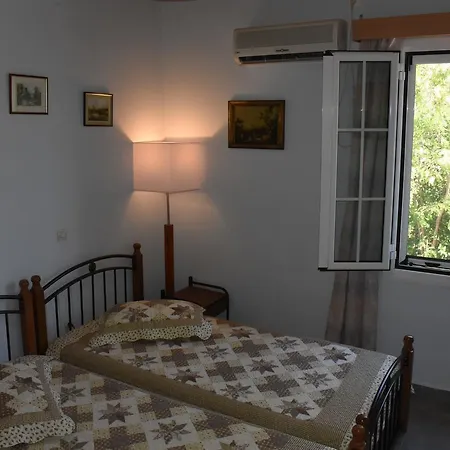 Starvillas And Agia Efimia