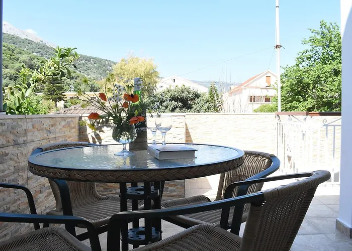 Starvillas And דירה איה אפימיה